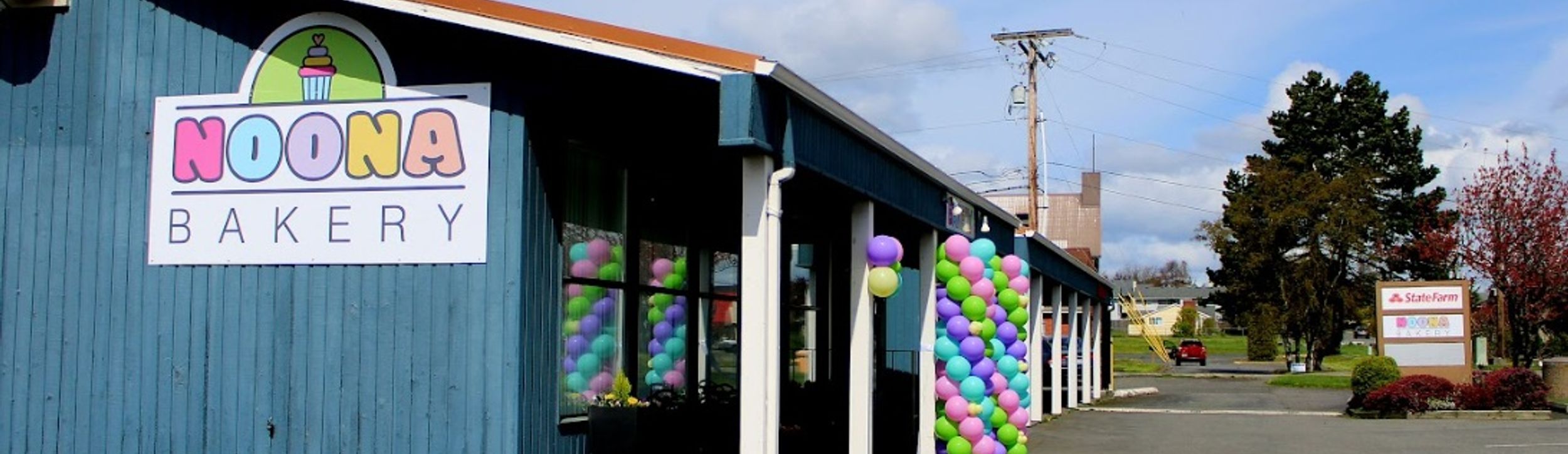 outside of Noona Bakery